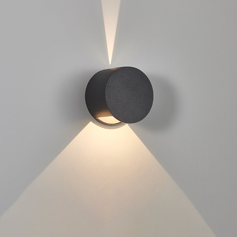 Moderne minimalistische Aluminium runde dreieckige Balken LED-Wandleuchte für den Flur 