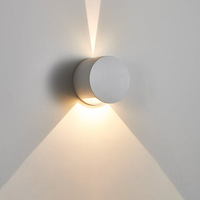 Moderne minimalistische Aluminium runde dreieckige Balken LED-Wandleuchte für den Flur 