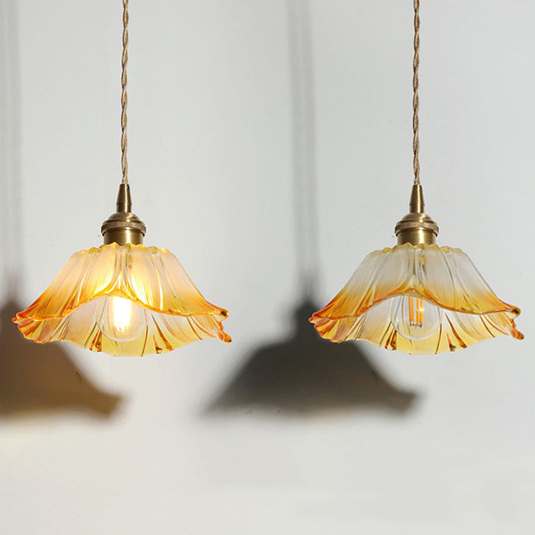 Traditional Vintage Brass &amp; Glass Petal-Shaped Shade 1-Light Pendant Light For Bedroom &amp; Living Room