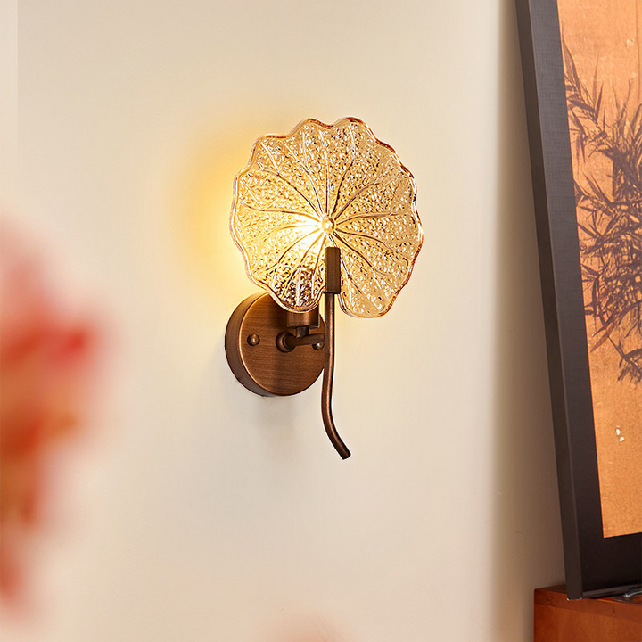 Traditional Vintage Round Glass Iron 1-Light Lotus-Shaped Wall Sconce Lamp For Bedroom