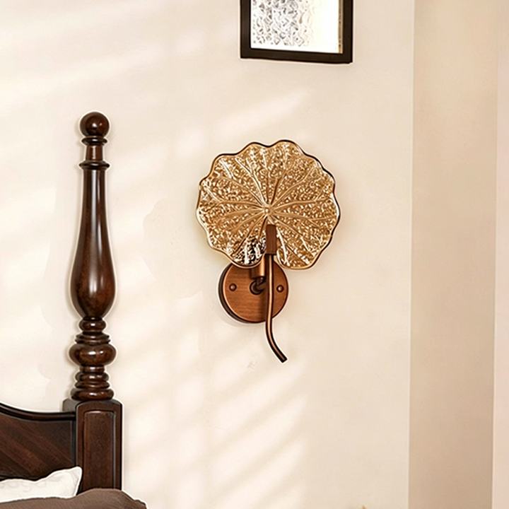 Traditional Vintage Round Glass Iron 1-Light Lotus-Shaped Wall Sconce Lamp For Bedroom