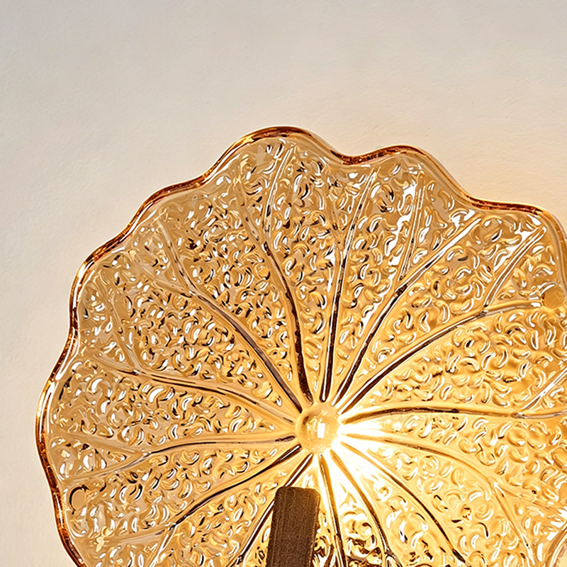 Traditional Vintage Round Glass Iron 1-Light Lotus-Shaped Wall Sconce Lamp For Bedroom