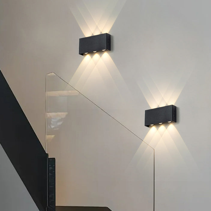 Moderne minimalistische rechteckige Aluminium-Eisen-LED-Wandleuchte für das Schlafzimmer 