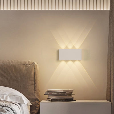 Moderne minimalistische rechteckige Aluminium-Eisen-LED-Wandleuchte für das Schlafzimmer 