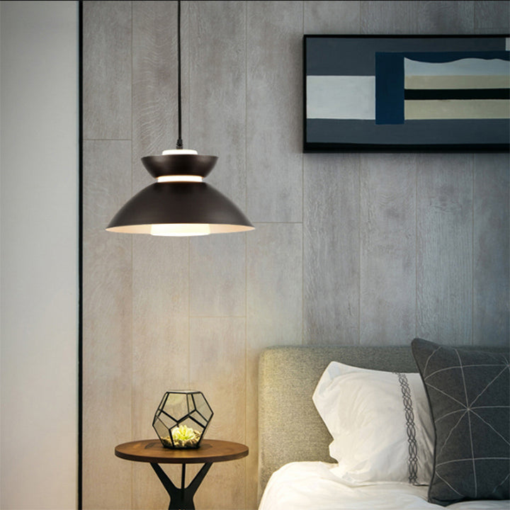 Zeitgenössisches skandinavisches Disc-Glas-Eisen 1-Licht Pendelleuchte für Esszimmer 