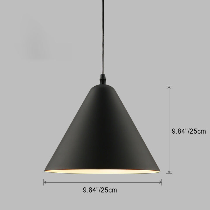 Suspension lumineuse moderne minimaliste en forme de cône triangulaire en fer et aluminium à 1 lumière pour salle à manger 