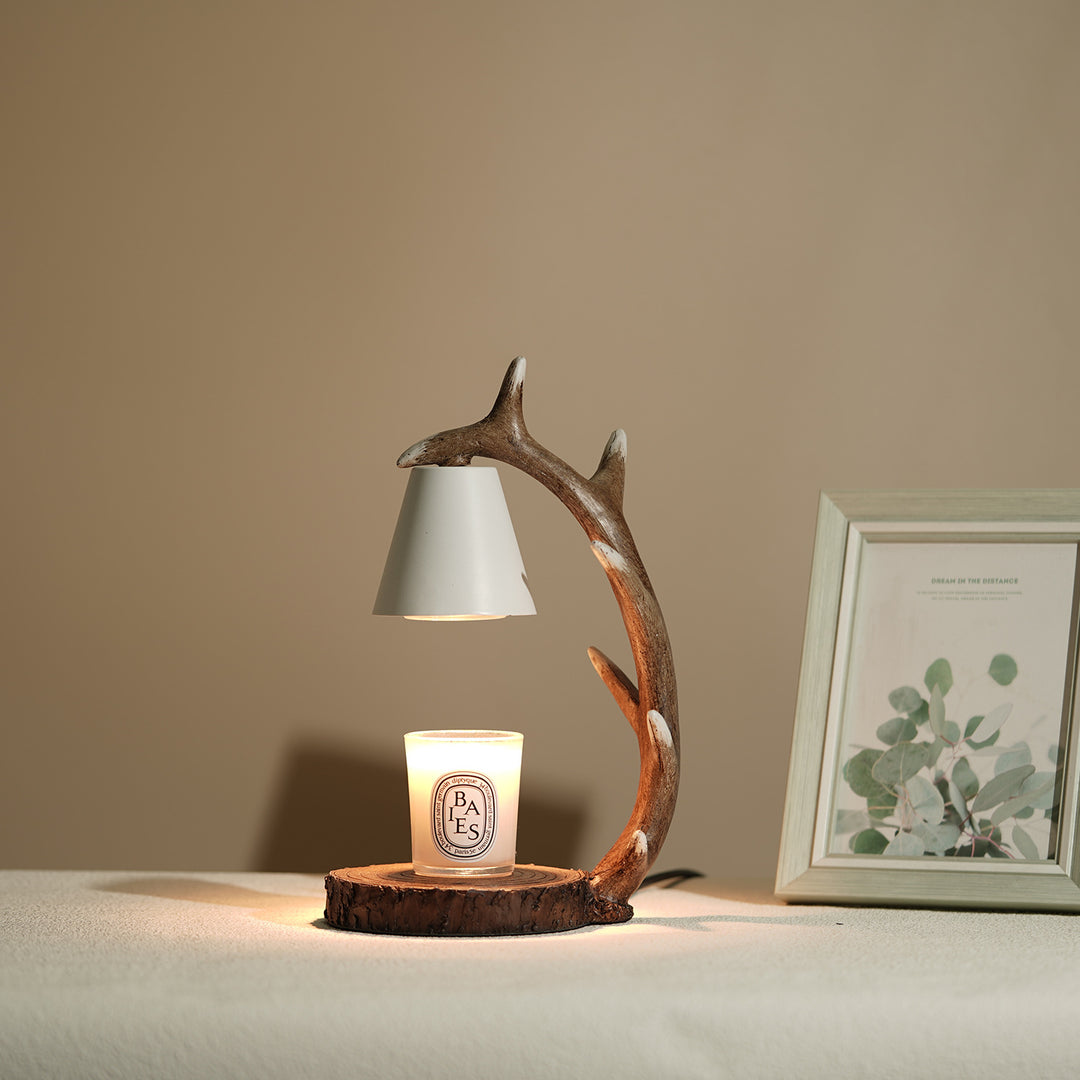 Lampe de table en résine de cerf Art déco moderne à 1 lumière pour la fonte de cire d&