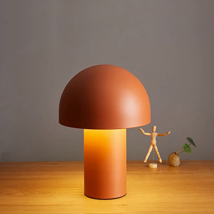 Moderne minimalistische Pilz-Eisen-Acryl 1-Licht-Tischlampe für das Schlafzimmer 