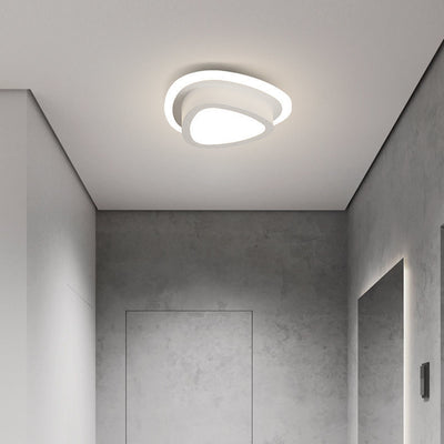 ضوء سقف LED مثبت بمساحة مربعة مثلثة من الألومنيوم والأكريليك والحديد لغرفة النوم بتصميم عصري بسيط 
