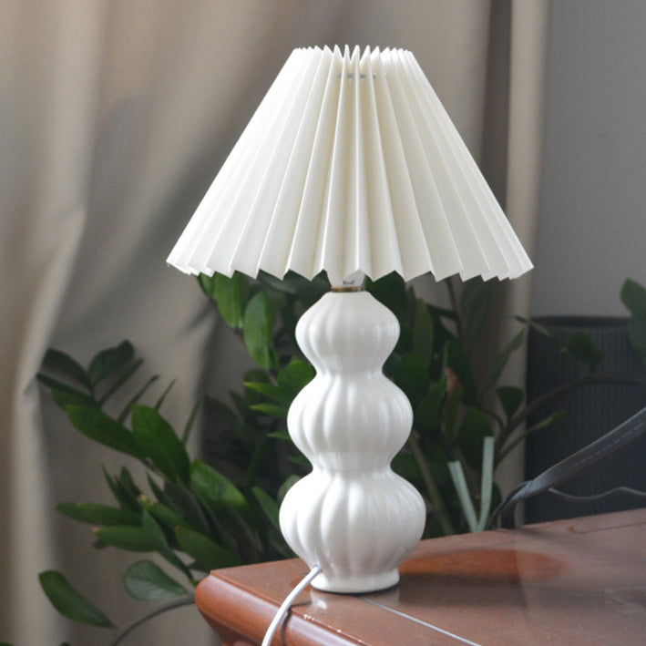 Moderne Art Deco Kegelförmige Kürbis-Keramik PP 1-Licht Tischlampe für das Schlafzimmer 