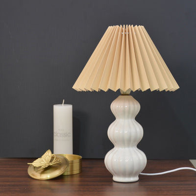 Moderne Art Deco Kegelförmige Kürbis-Keramik PP 1-Licht Tischlampe für das Schlafzimmer 