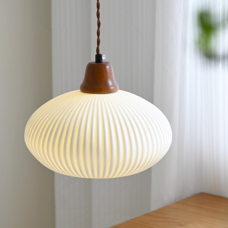 Moderne minimalistische elliptische Halbkreis-Keramik-Eisen-Holz 1-Licht-Pendelleuchte für das Schlafzimmer 