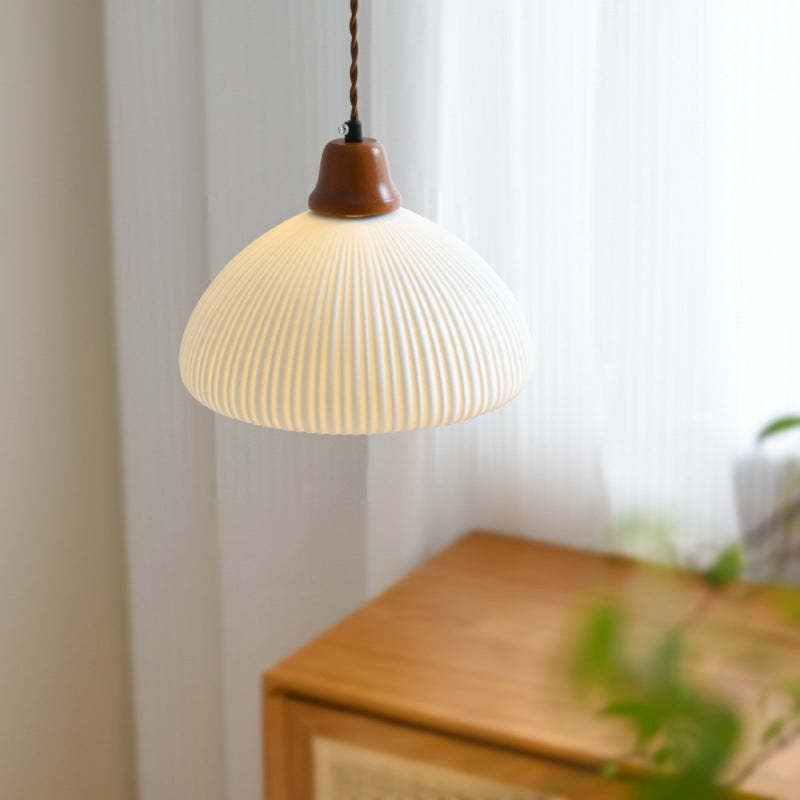 Moderne minimalistische elliptische Halbkreis-Keramik-Eisen-Holz 1-Licht-Pendelleuchte für das Schlafzimmer 