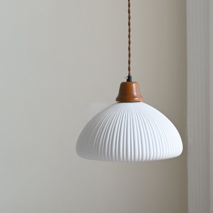 Moderne minimalistische elliptische Halbkreis-Keramik-Eisen-Holz 1-Licht-Pendelleuchte für das Schlafzimmer 