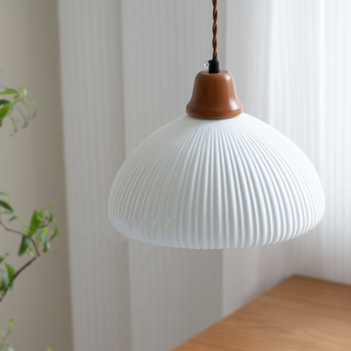 Moderne minimalistische elliptische Halbkreis-Keramik-Eisen-Holz 1-Licht-Pendelleuchte für das Schlafzimmer 