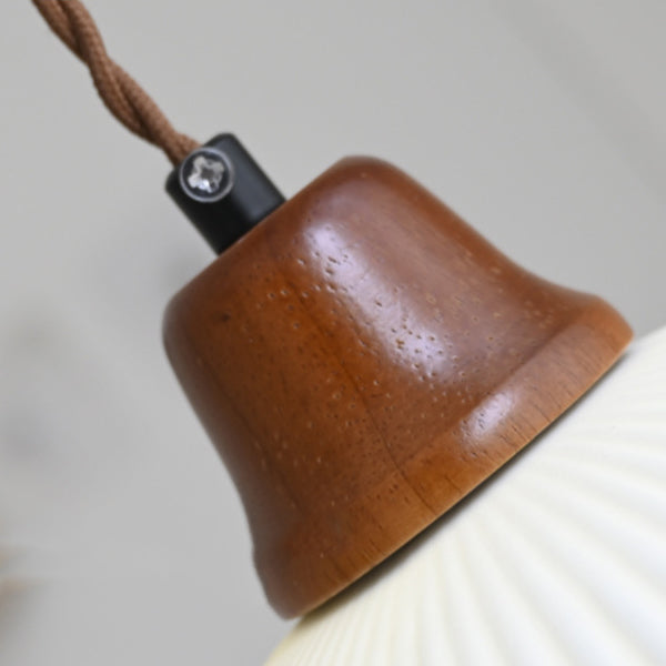 Moderne minimalistische elliptische Halbkreis-Keramik-Eisen-Holz 1-Licht-Pendelleuchte für das Schlafzimmer 