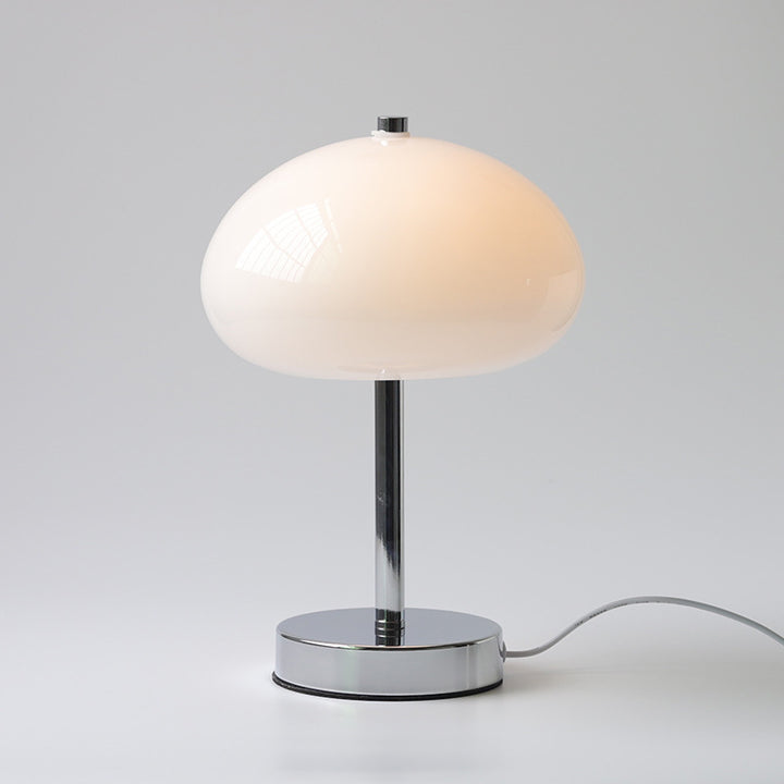 Moderne minimalistische sphärische Halbkugel Eisen Glas 1-Licht Tischlampe für das Schlafzimmer 