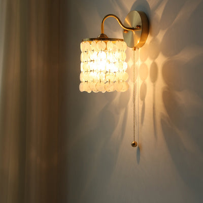 Contemporary Luxury Shell Round Base Crystal Iron 1-Light Wall Sconce Lamp For Bedroom