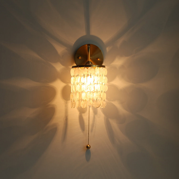 Contemporary Luxury Shell Round Base Crystal Iron 1-Light Wall Sconce Lamp For Bedroom