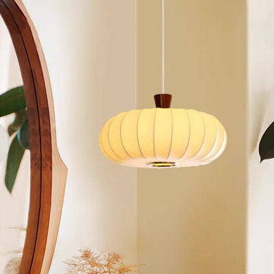 Traditional Chinese Oval Warm Atmosphere Wood Silk 3/4 Light Pendant Light For Bedroom