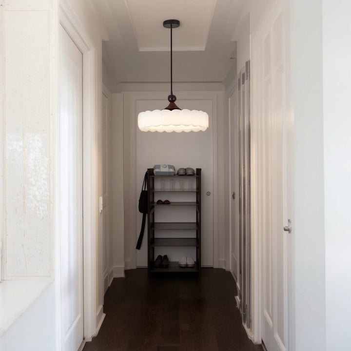 Moderne Einfachheit Zylindrische Wolken Acryl Weiße Wachs Holz Eisen LED Pendelleuchte für Schlafzimmer 