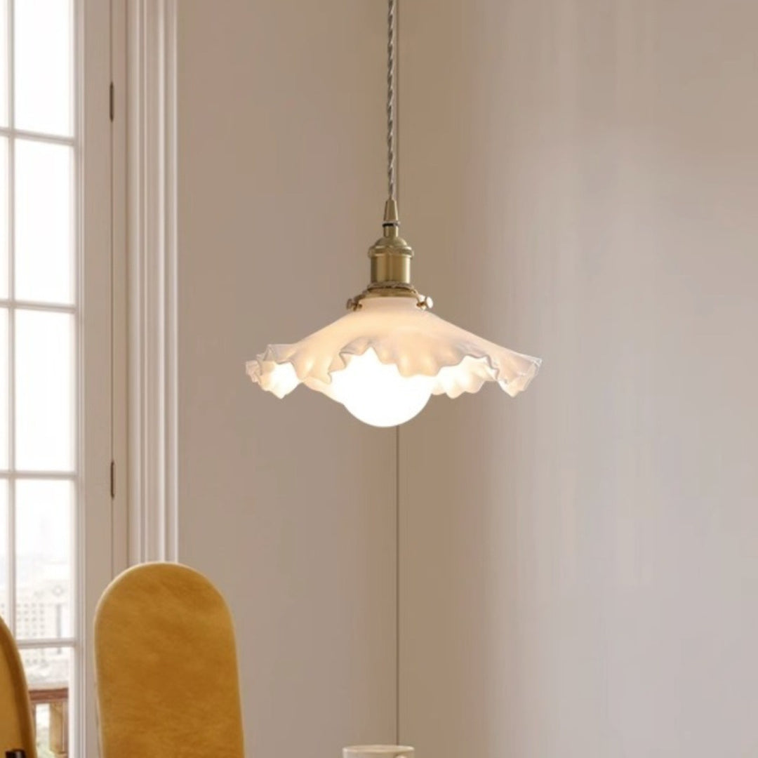 Traditionelle französische Messing-Glas-Blumenförmige 1-flammige Pendelleuchte für Schlafzimmer &amp; Wohnzimmer 