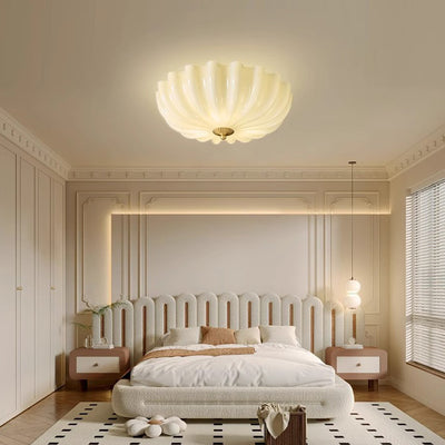 Traditional French Brass & Glass Petal Shade 3/4 Light Flush Mount Ceiling Light For Bedroom & Living Room