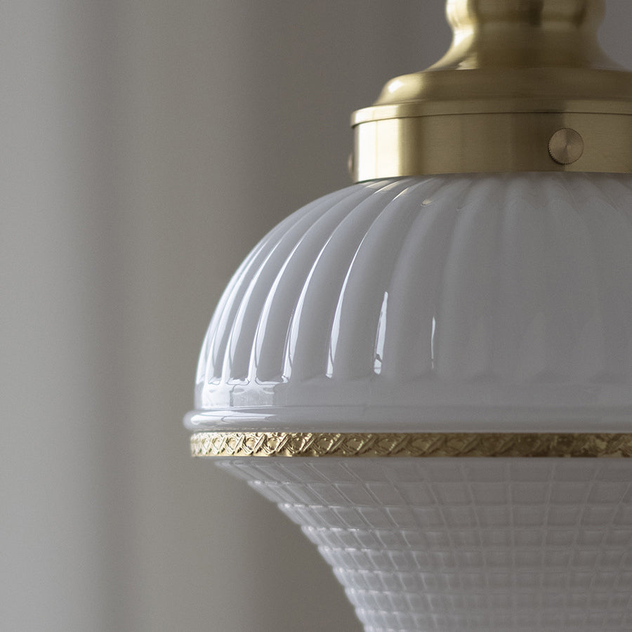 Modern Mid-Century Brass &amp; Glass Ice Cream-Shaped 1-Light Pendant Light For Bedroom &amp; Living Room