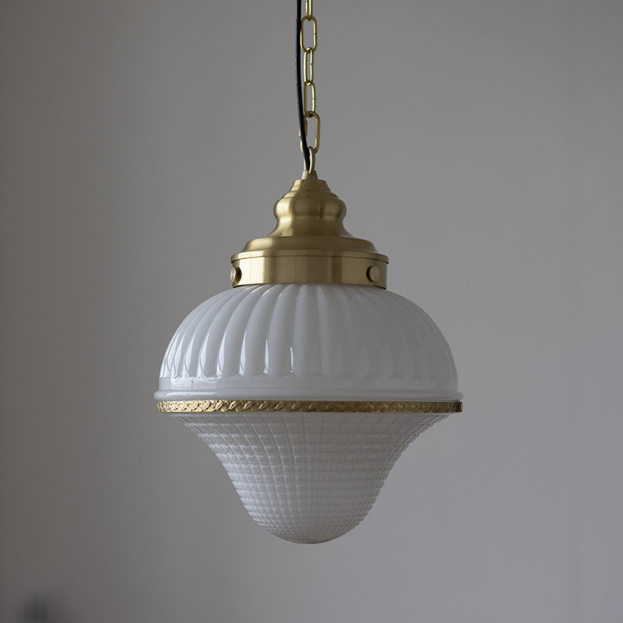 Modern Mid-Century Brass &amp; Glass Ice Cream-Shaped 1-Light Pendant Light For Bedroom &amp; Living Room