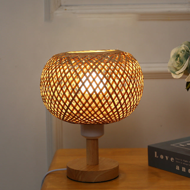 Lampe de table ronde en bois rustique traditionnel et bambou tissé creux à 1 lumière pour chambre et salon 