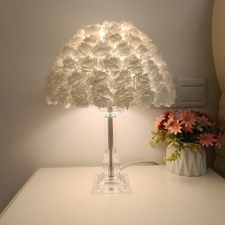 Lampe de table contemporaine créative avec plume et acrylique ronde à 1 lumière pour chambre et salon 