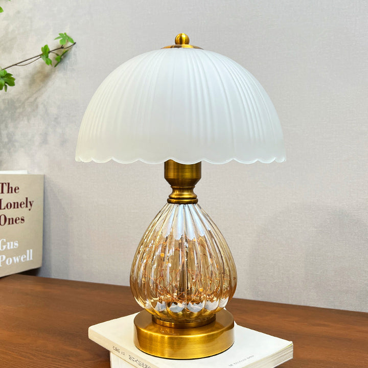 Lámpara de mesa de 1 luz con pantalla de cúpula de vidrio Art Deco moderna y base ovalada para sala de estar 
