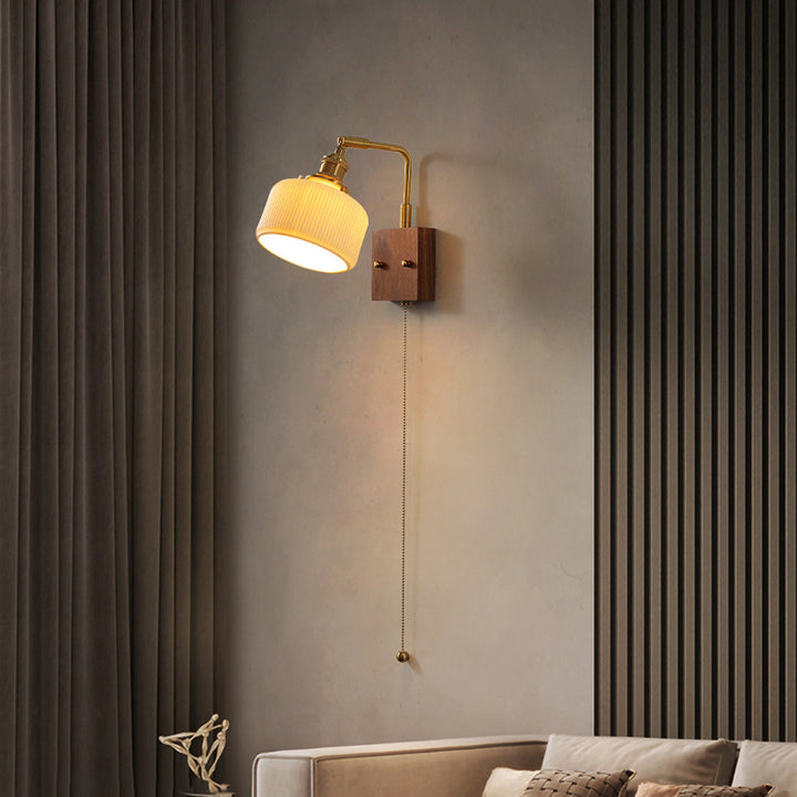 Traditional Vintage Brass &amp; Walnut Pleated Fabric Ceramic Shade 1-Light Wall Sconce Lamp For Bedroom &amp; Living Room