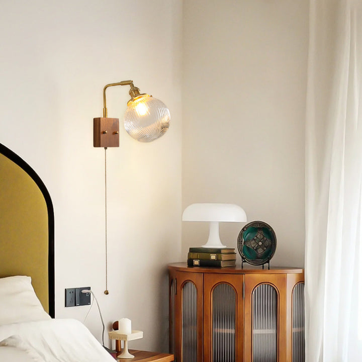Traditional Vintage Brass &amp; Walnut Ribbed Globe Glass 1-Light Wall Sconce Lamp For Bedroom &amp; Living Room