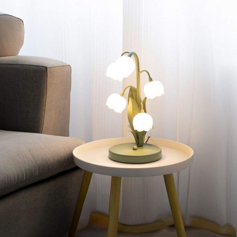 Modern Art Deco Iron And PC Floral Bedside Table Lamp With 5-Light For Living Room And Bedroom