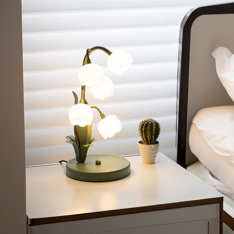 Modern Art Deco Iron And PC Floral Bedside Table Lamp With 5-Light For Living Room And Bedroom