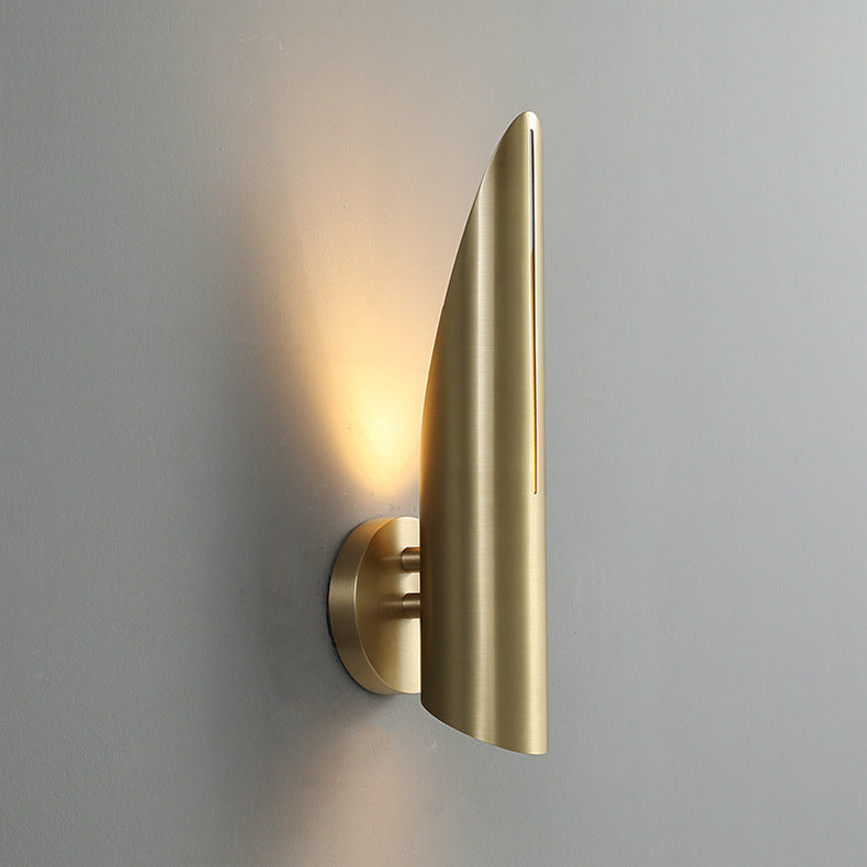 Modern Luxury Copper Triangular Cylindrical 1-Light Wall Sconce Lamp For Living Room And Bedroom