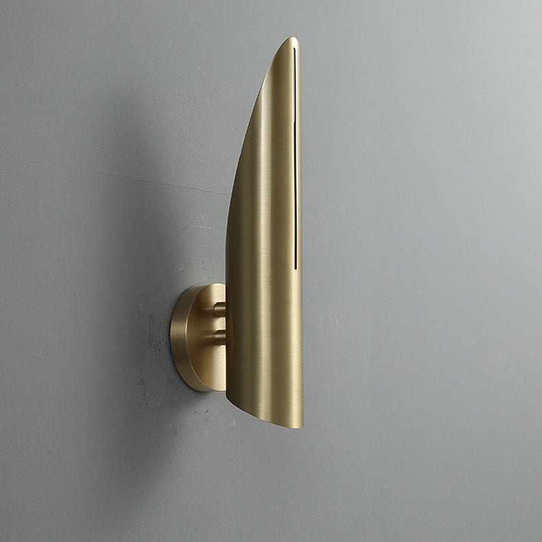Modern Luxury Copper Triangular Cylindrical 1-Light Wall Sconce Lamp For Living Room And Bedroom