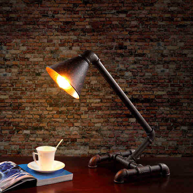 Traditional Industrial Iron Pipe-Shaped 1-Light Table Lamp For Bedroom