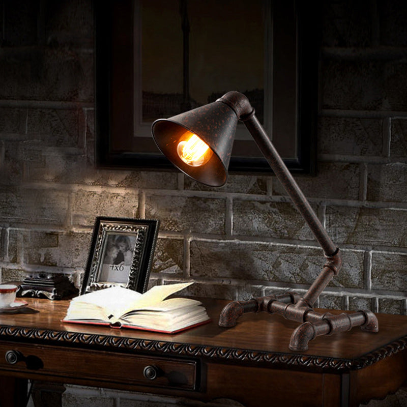 Traditional Industrial Iron Pipe-Shaped 1-Light Table Lamp For Bedroom
