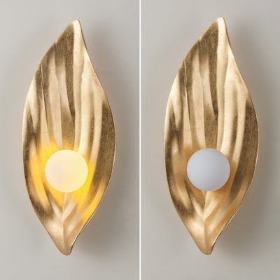 Contemporary Nordic Resin & Glass Leaf-Shaped Globe 1-Light Wall Sconce Lamp For Living Room