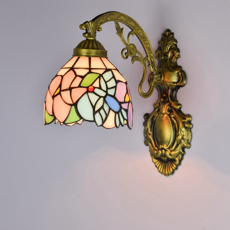 Traditional Tiffany Iron Glass Floral Cone Pattern 1-Light Wall Sconce Lamp For Living Room