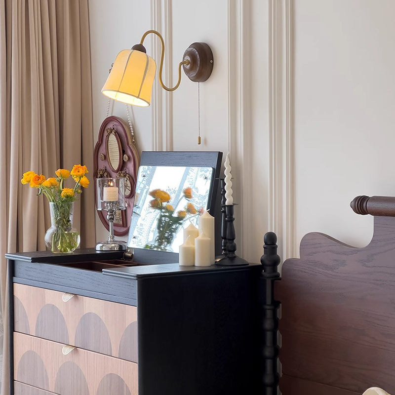 Applique murale 1 lumière avec motif floral en métal traditionnel français pour chambre 