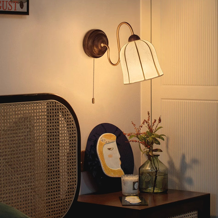 Traditionelle französische Metallleuchte mit Blumenmuster, 1-flammige Wandleuchte für das Schlafzimmer 
