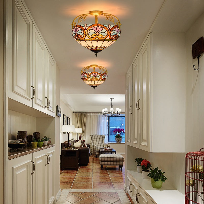 Traditional Tiffany Iron &amp; Stained Glass Heart Dome Floral Pattern 3-Light Semi-Flush Mount Ceiling Light For Living Room