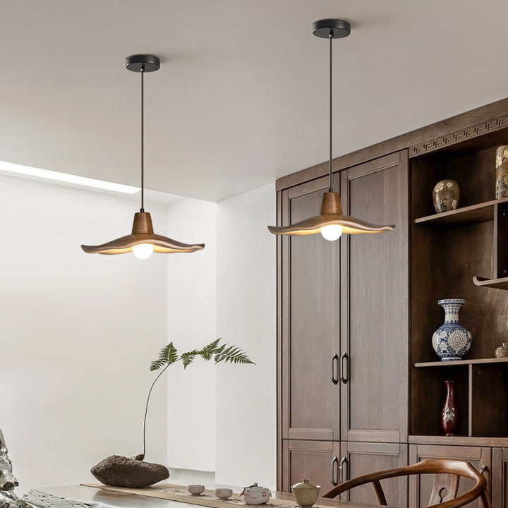 Traditional Chinese Iron &amp; Resin Irregular Round 1-Light Pendant Light For Living Room