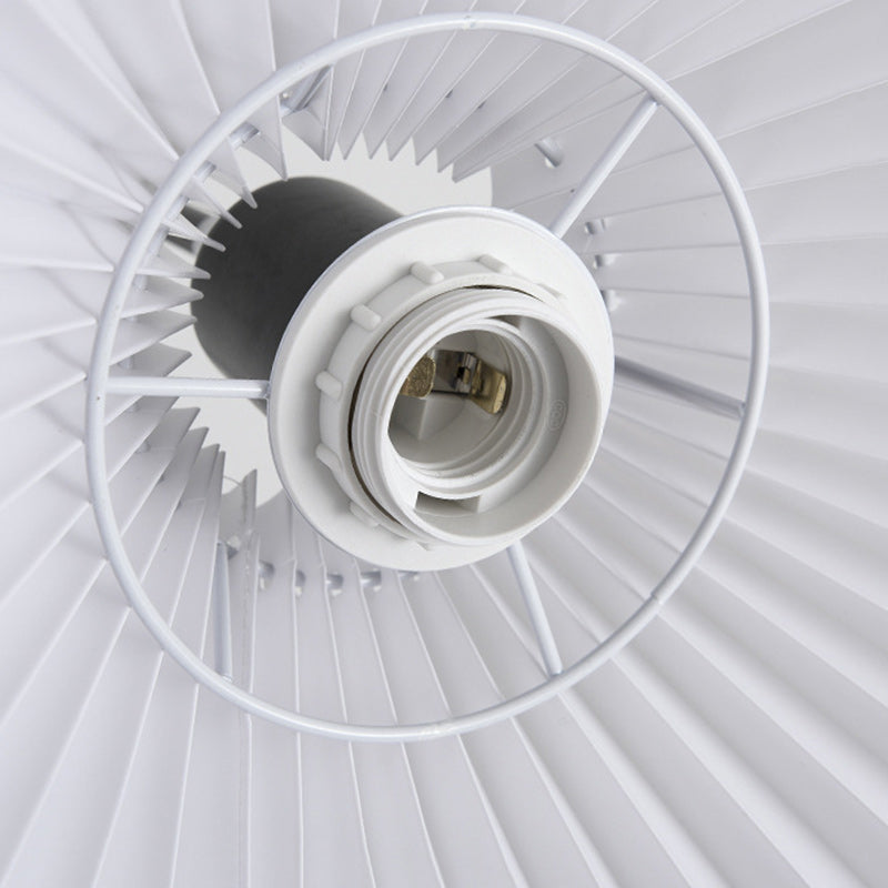 Lampe de sol moderne minimaliste en fer et tissu plissé cylindre à 1 lumière pour salon 