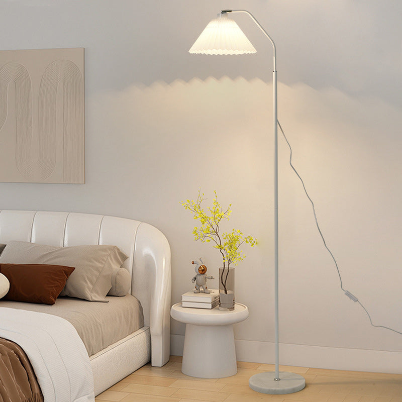 Lampe de sol moderne minimaliste en fer et tissu plissé cylindre à 1 lumière pour salon 