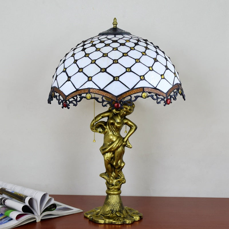Traditionelle Tiffany-Legierung & Buntglas-Kuppel Damen-Skulpturenbasis 3-Licht Tischlampe für Wohnzimmer 