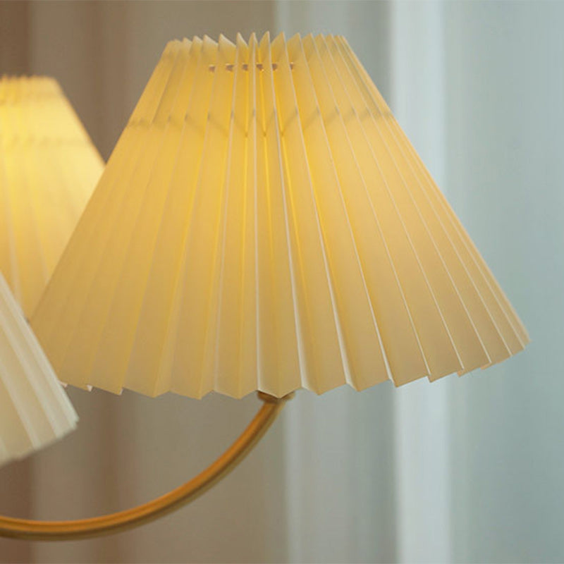 Moderna lámpara de araña de 3/5 luces con pantalla redonda plisada de PVC de latón y madera de mediados de siglo para sala de estar 